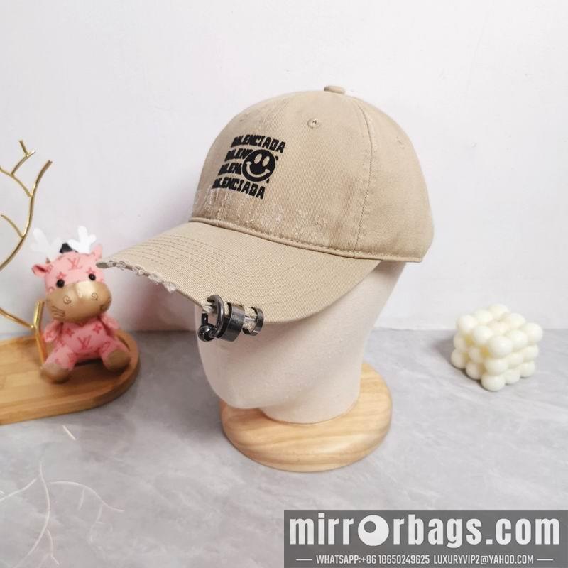 Balenciaga Hat dx18