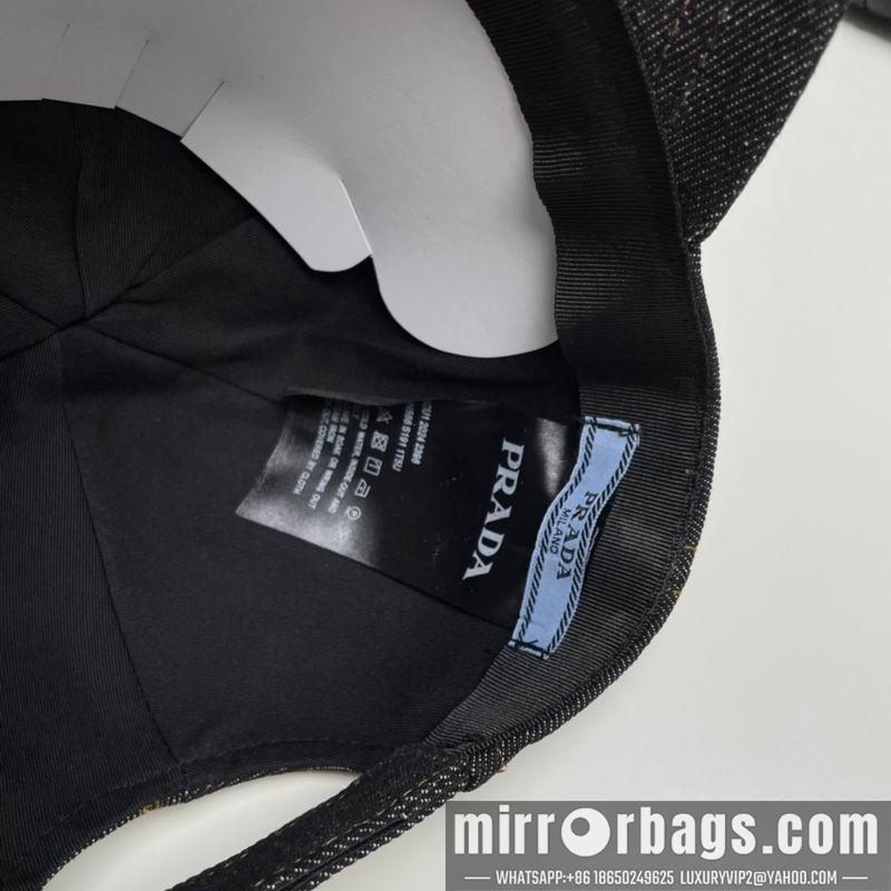 Prada Hat 010401