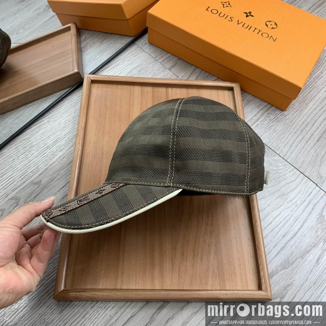 LV Hat dx150
