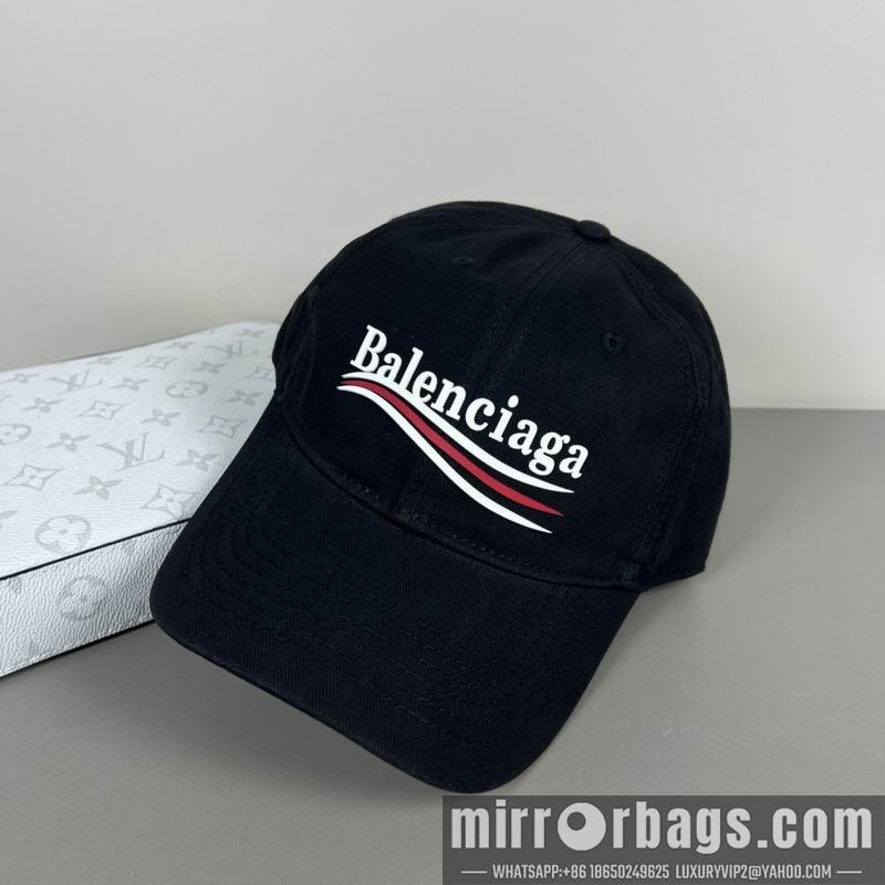 Balenciaga Hat dx38