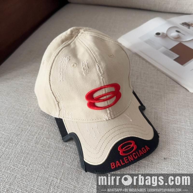 Balenciaga Hat dx21