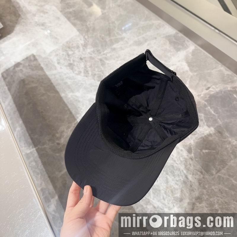 Balenciaga Hat dx64