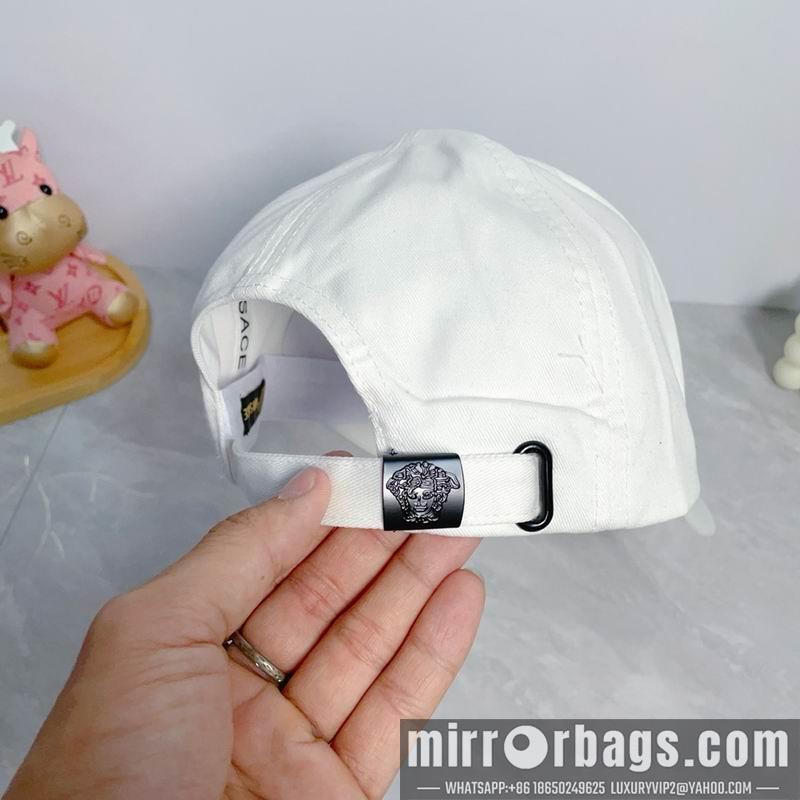 Versace Hat dx02