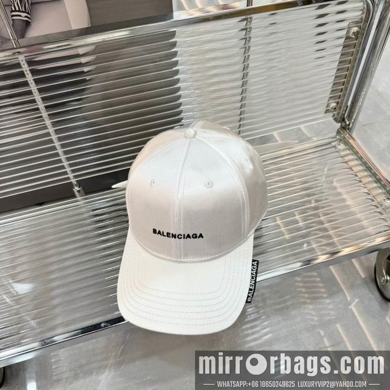Balenciaga Hat hm36