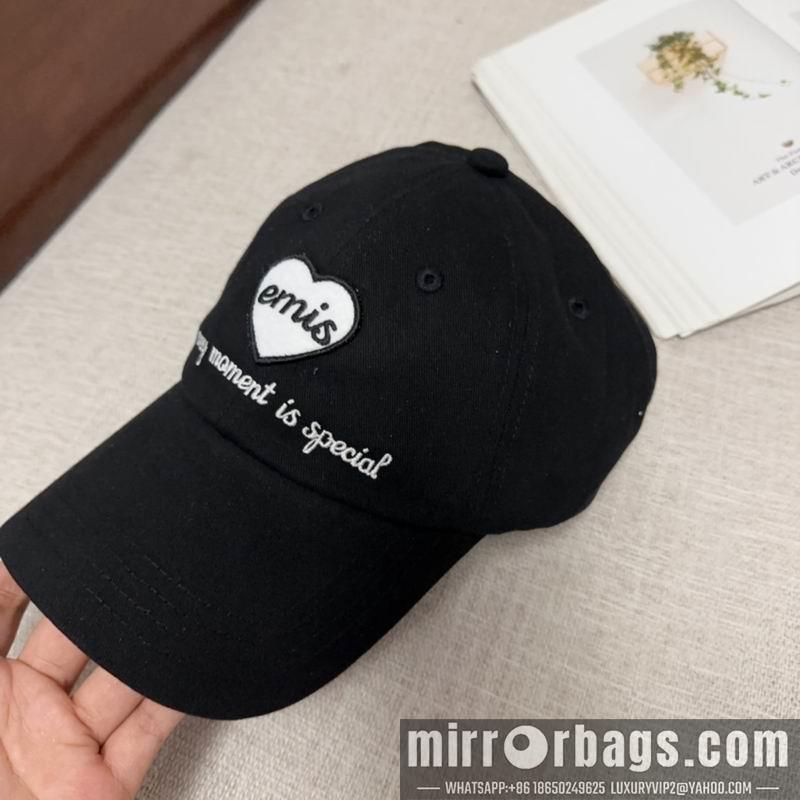 Emis Hat dx06