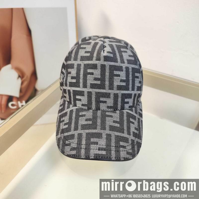 Fendi Hat dx93