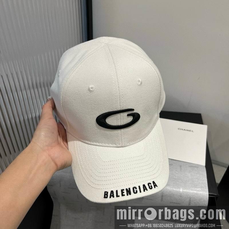 Balenciaga Hat dx42