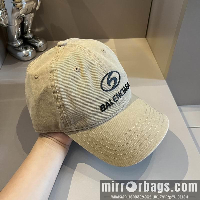 Balenciaga Hat dx17