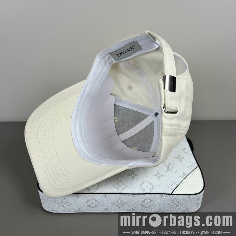 Moncler Hat dx39