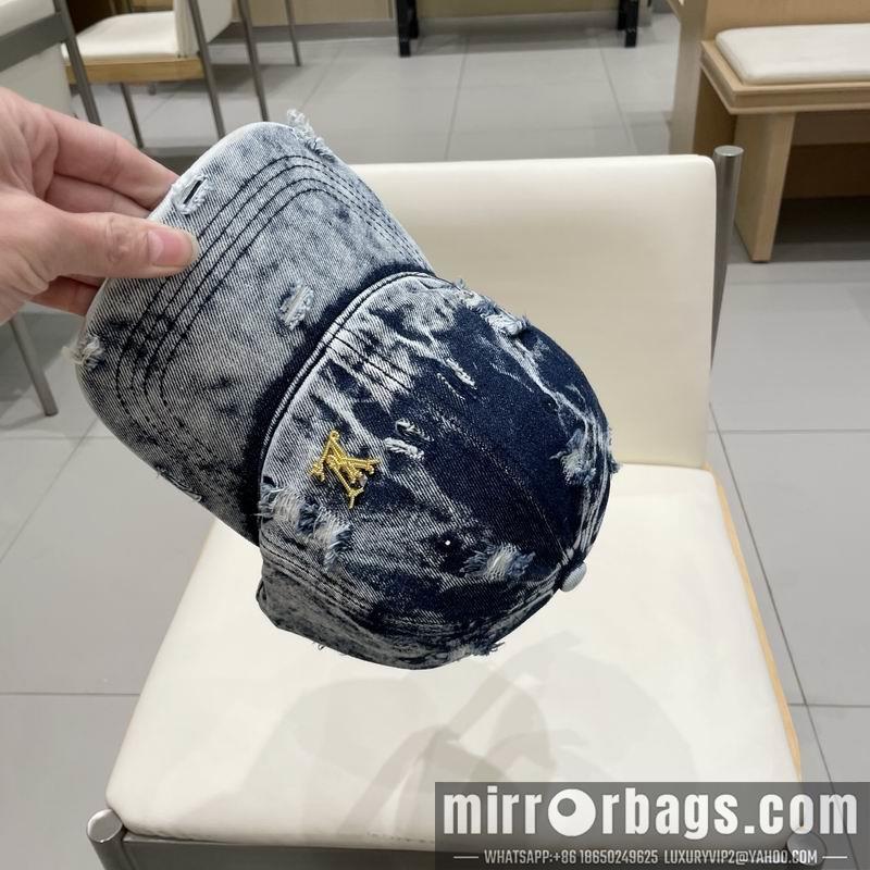 LV Hat 032001