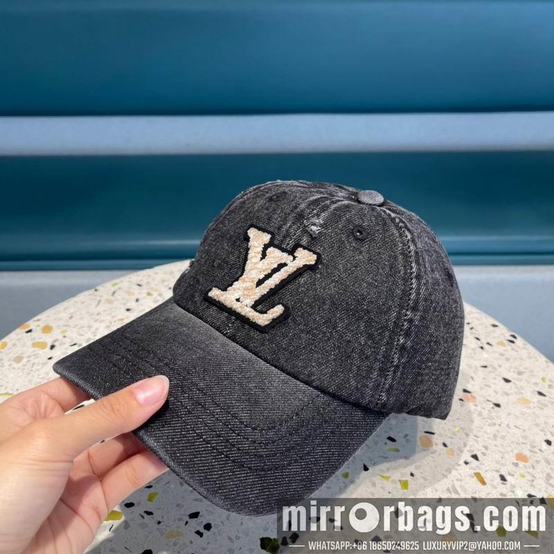 LV Hat 072207