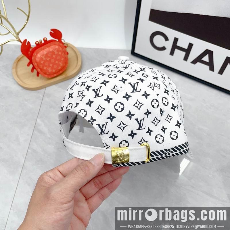 LV Hat dx22