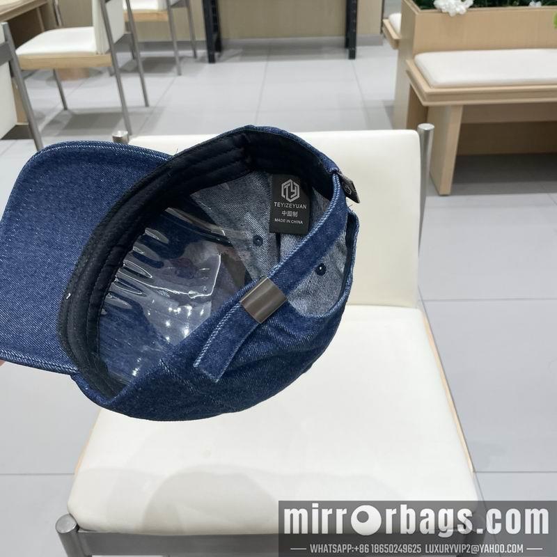 Balenciaga Hat 030979