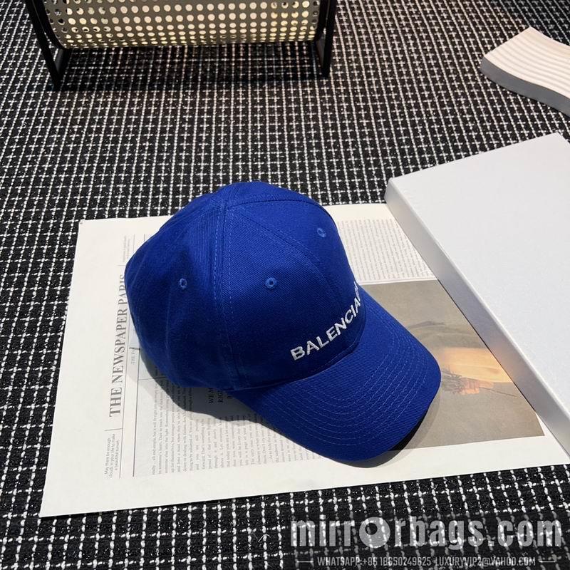 Balenciaga Hat dx07