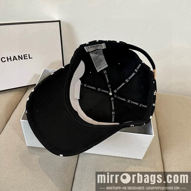 Chanel Hat dx30
