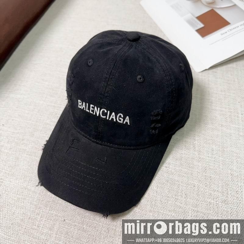 Balenciaga Hat dx115