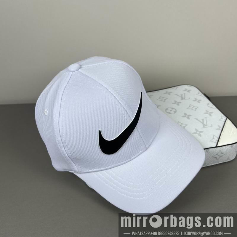 Nike Hat dx13