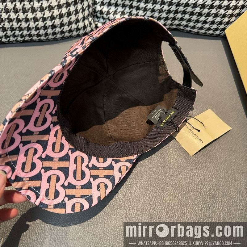 Burberry Hat dx30