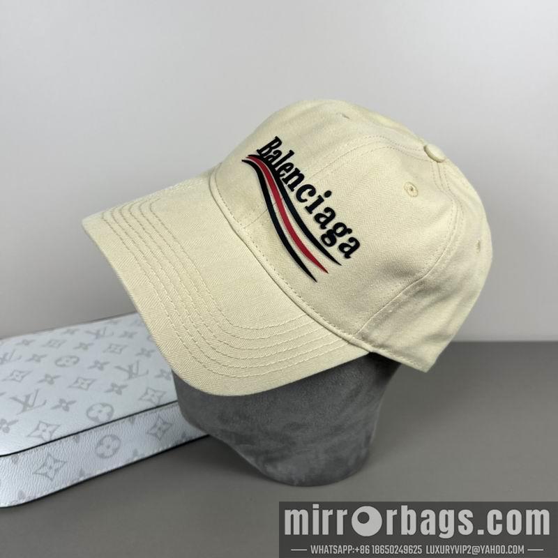Balenciaga Hat dx38