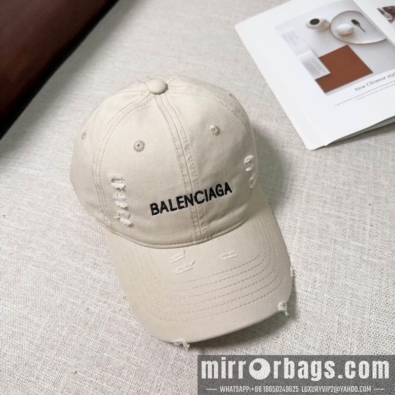 Balenciaga Hat dx115