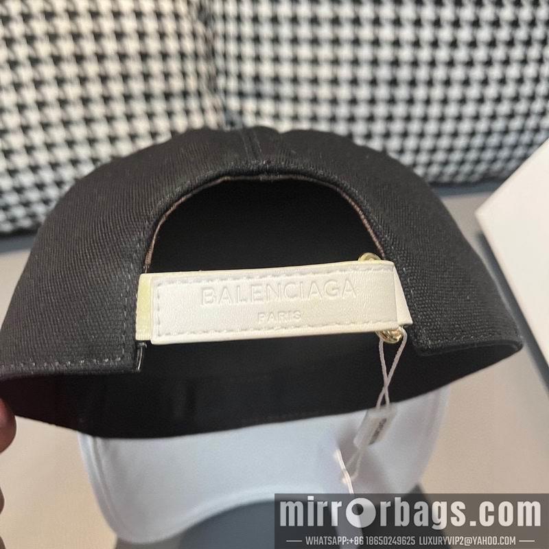 Balenciaga Hat 053102
