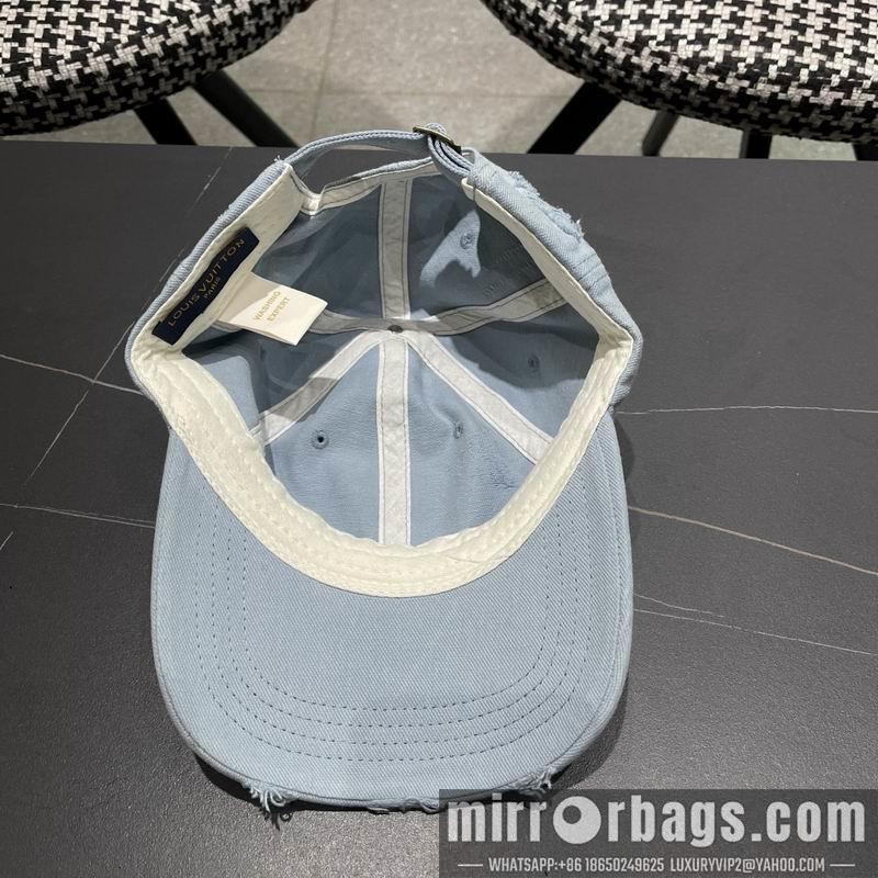 LV Hat 040201