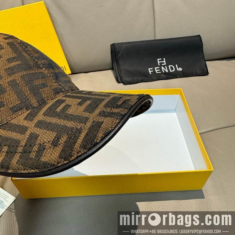 Fendi Hat dx95