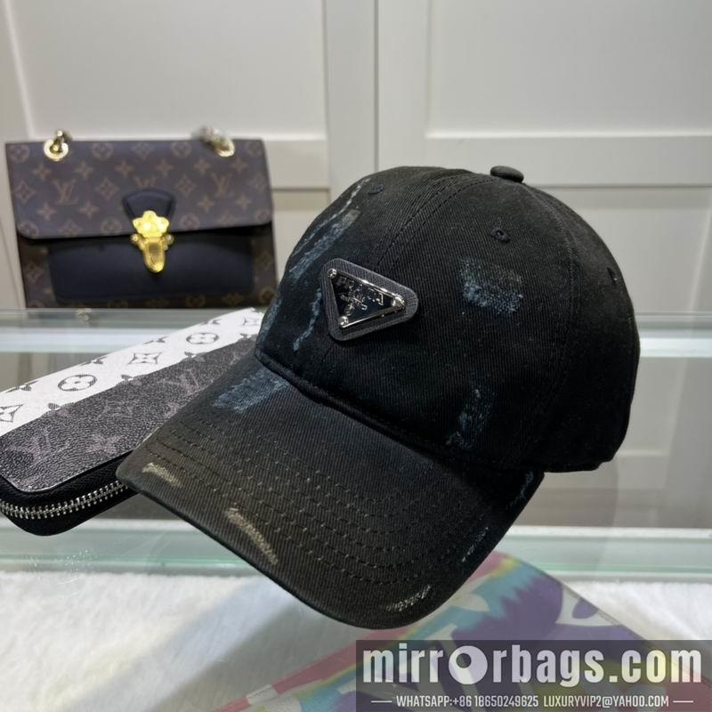 Prada Hat dx33