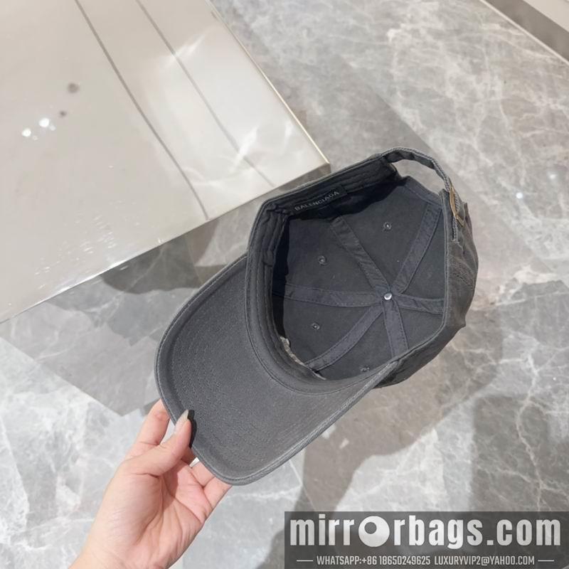 Balenciaga Hat dx94