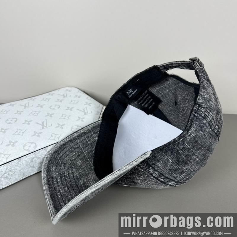 Arcteryx Hat dx16