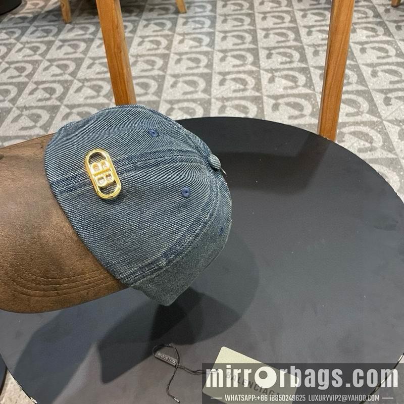 Balenciaga Hat 021009