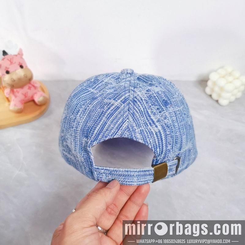 Celine Hat dx14