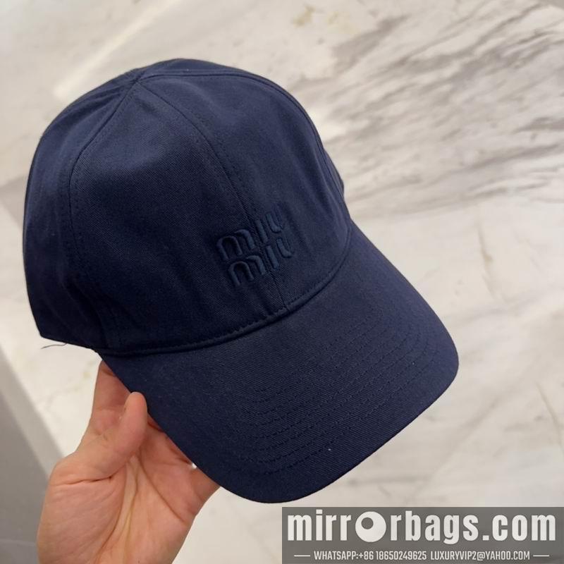 Miumiu Hat dx35