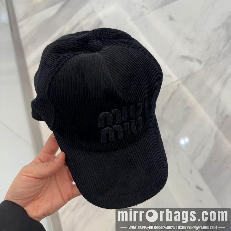 Miumiu Hat dx37