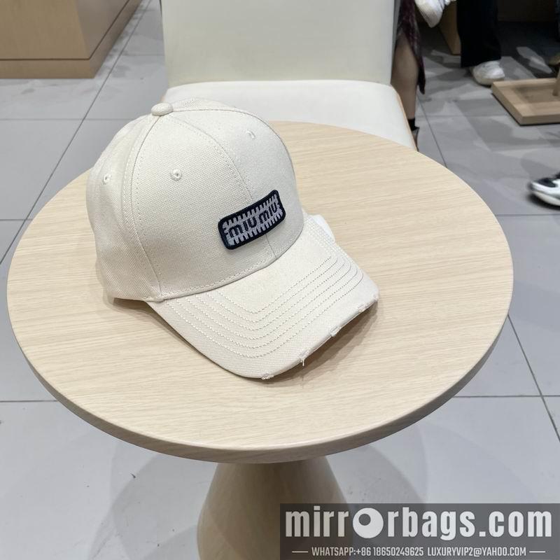Miumiu Hat 040202