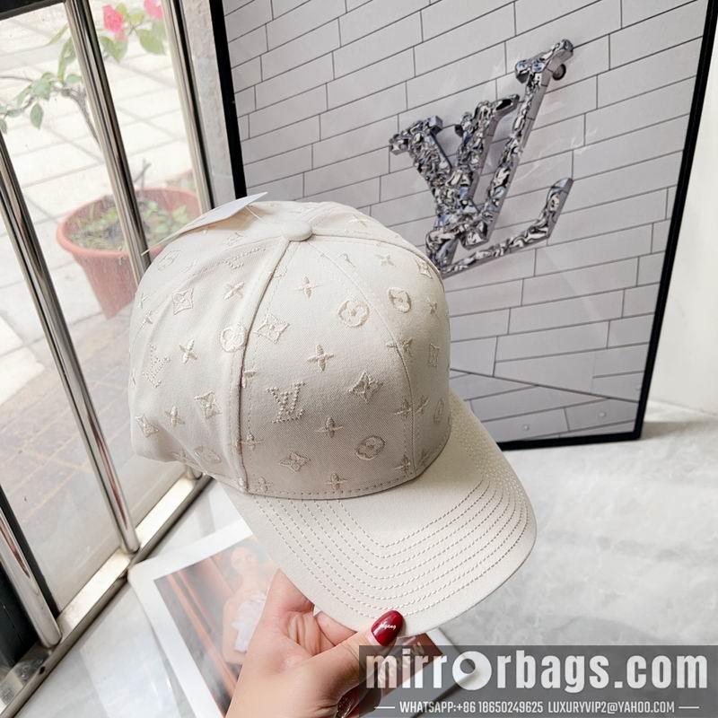 LV Hat 050703