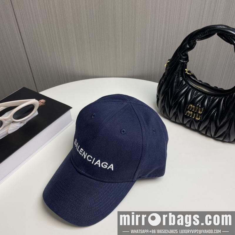 Balenciaga Hat dx85