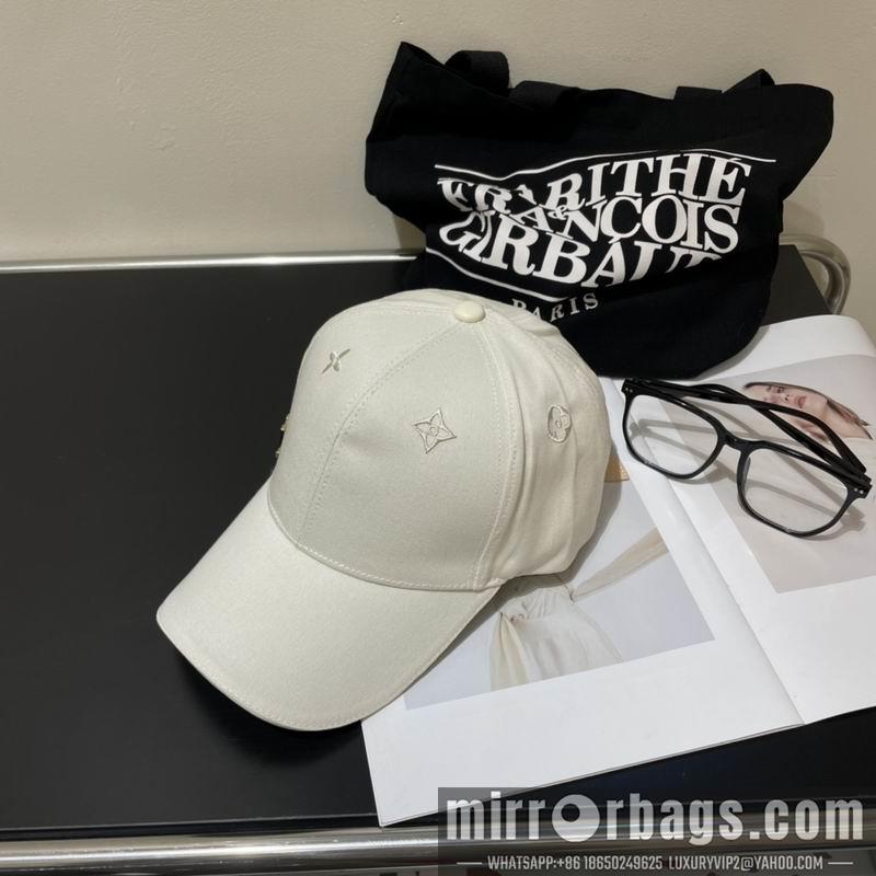 LV Hat 042701