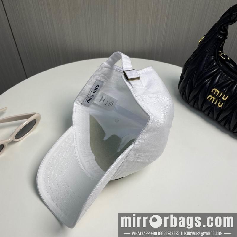 Miumiu Hat 030966