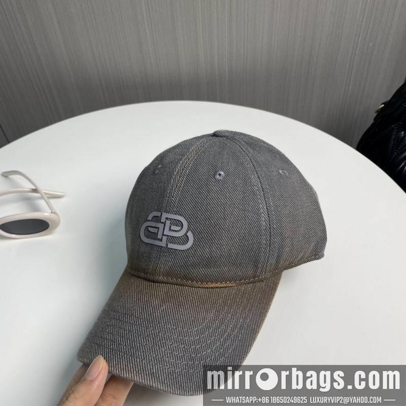 Balenciaga Hat 091402