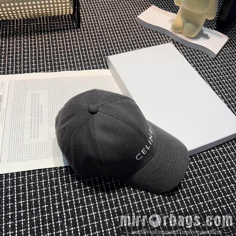 Celine Hat dx18