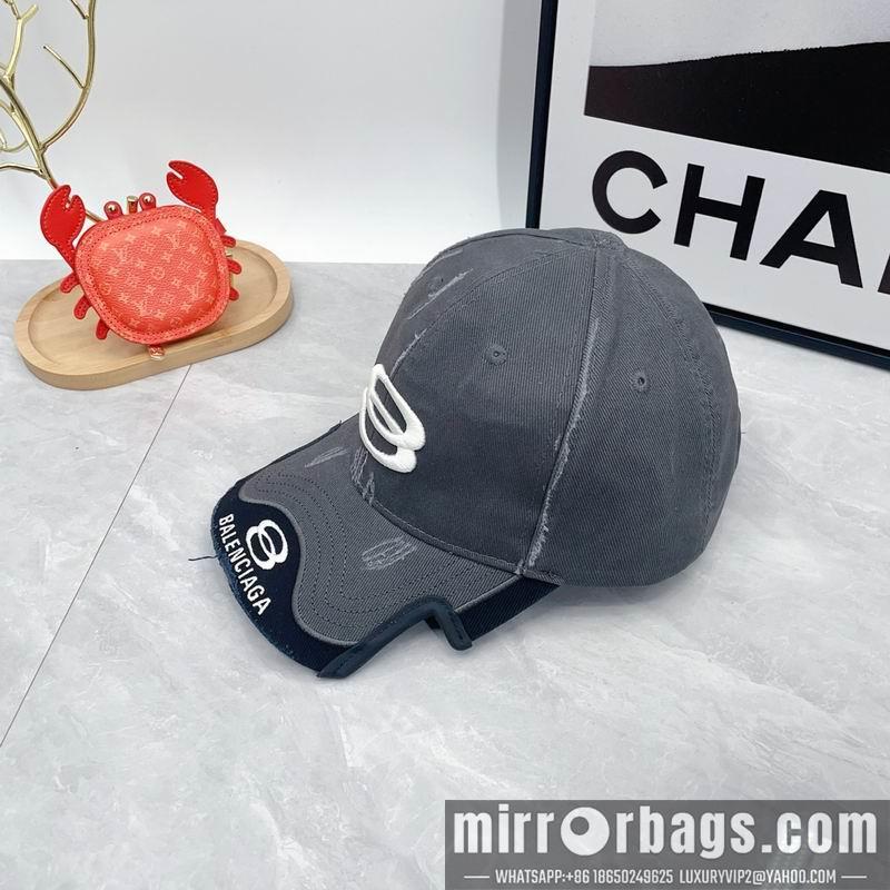 Balenciaga Hat dx125