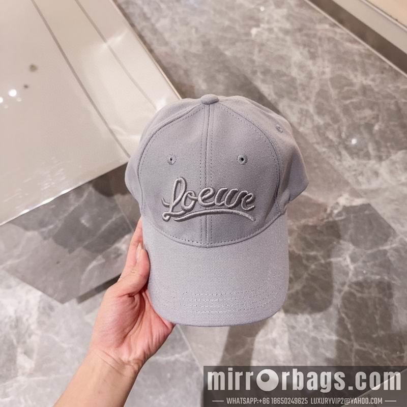 Loewe Hat dx44