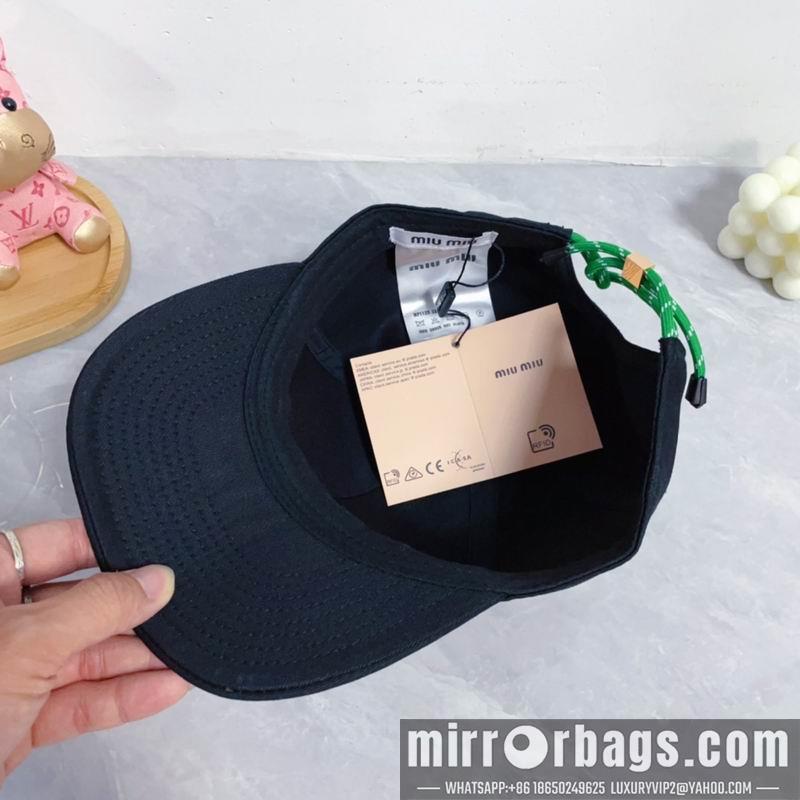 Miumiu Hat dx30