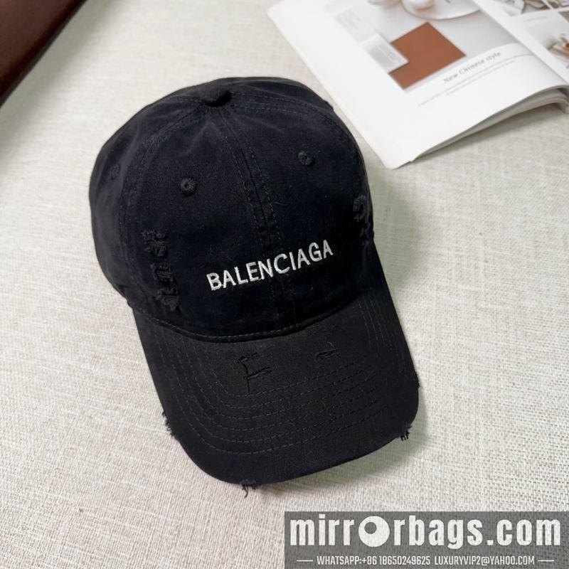 Balenciaga Hat dx115
