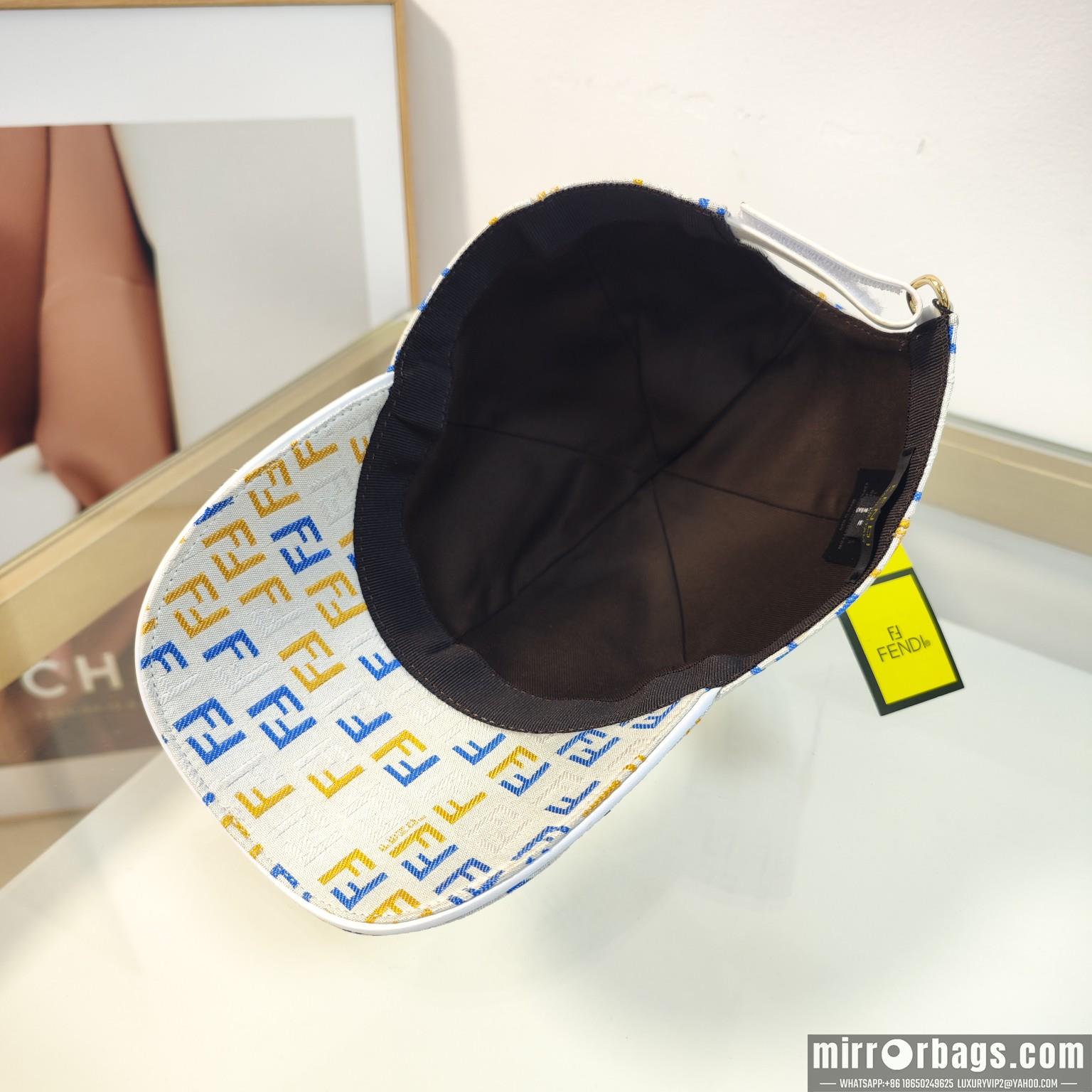 Fendi Hat dx85