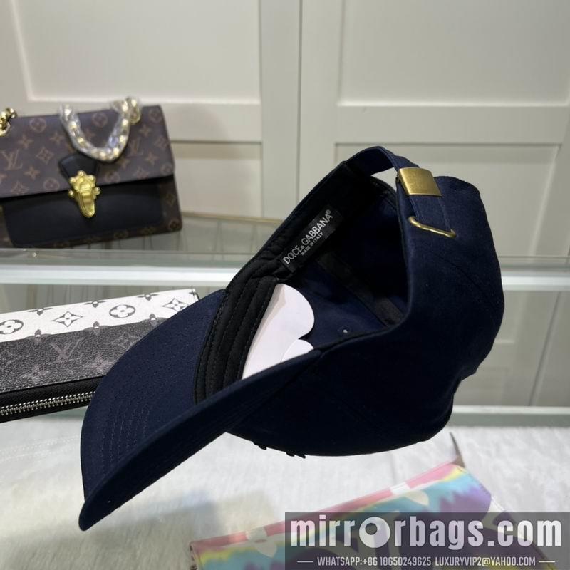 DG Hat 061015