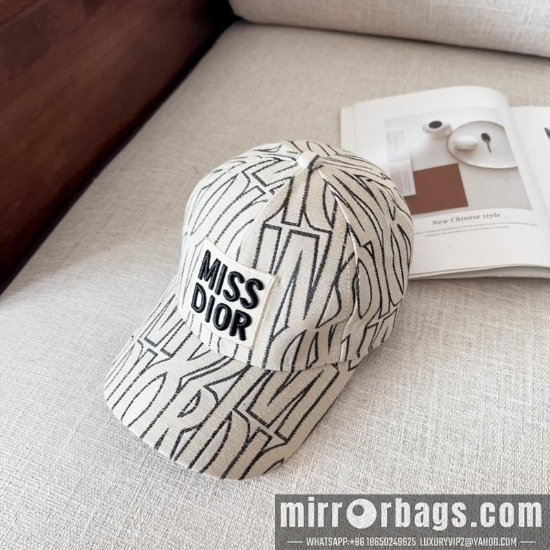 Dior Hat dx69