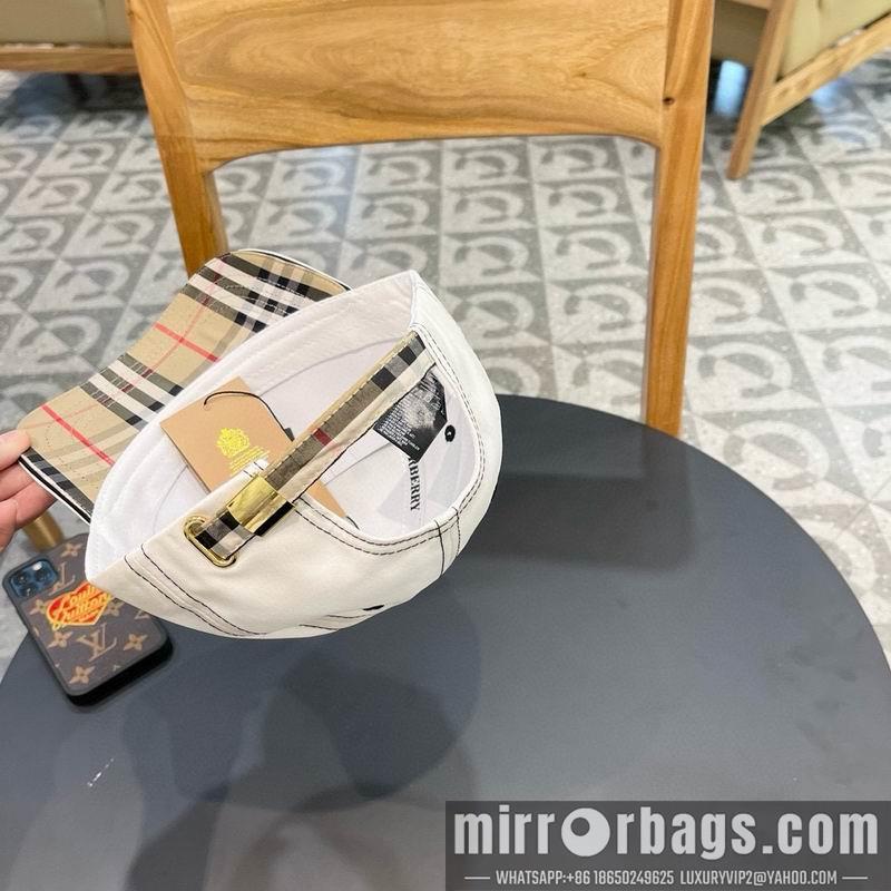 Burberry Hat 042803