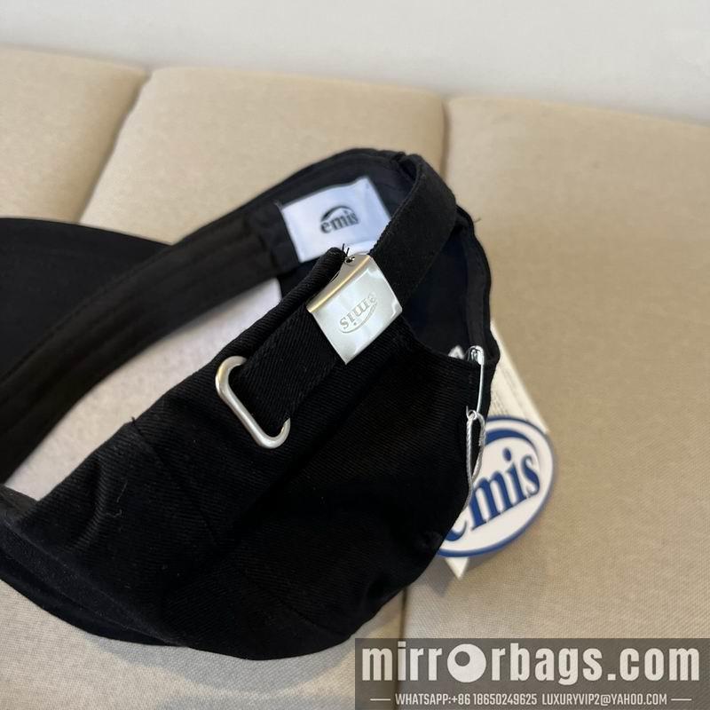 Emis Hat dx08